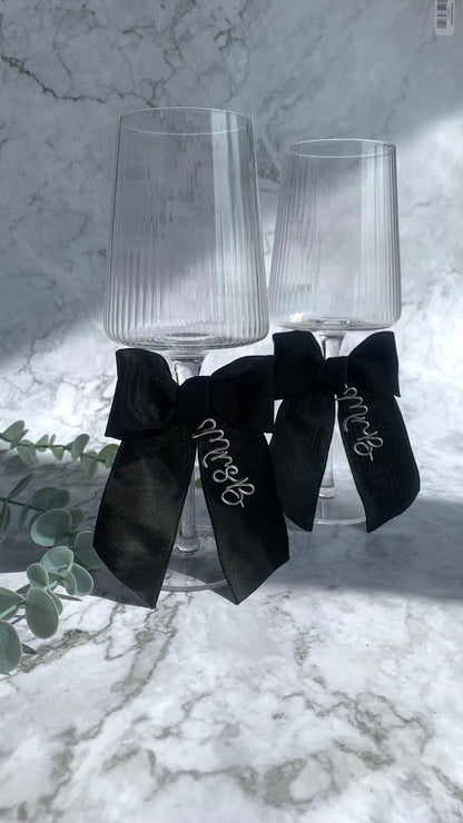 Personalised bow charm The Wire Boutique