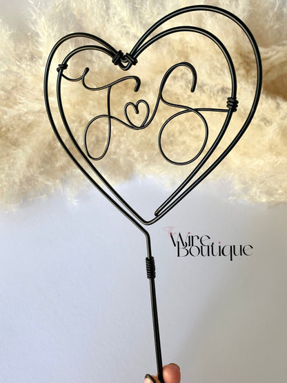 black wire heart outline cake topper, for wedding or anniversary or engagement celebration